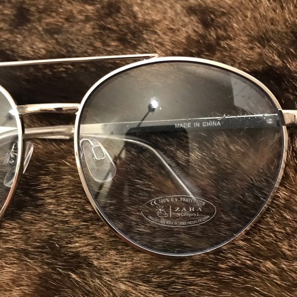 Zara women sky blue Aviator sunglasses 🕶 - Picture 2 of 5